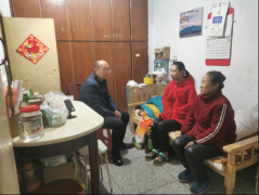 关爱贫困学生  践行育人初心