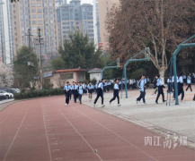 如画校园，隆昌这所学校“职”得读